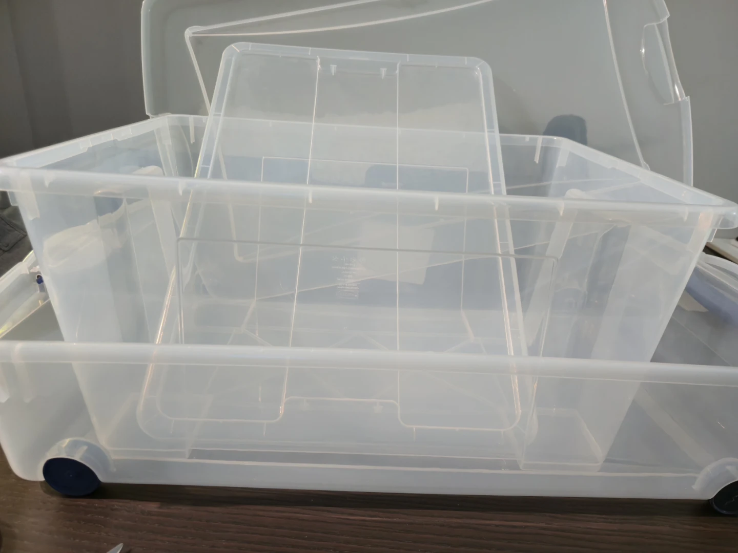 Clear Plastic Storage Totes with Lids (Set of 3)