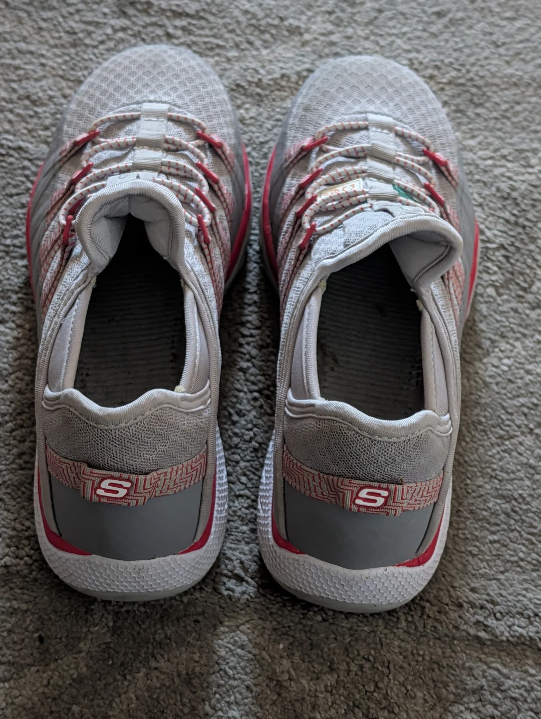 Skechers Women's Grey & Pink Sneakers