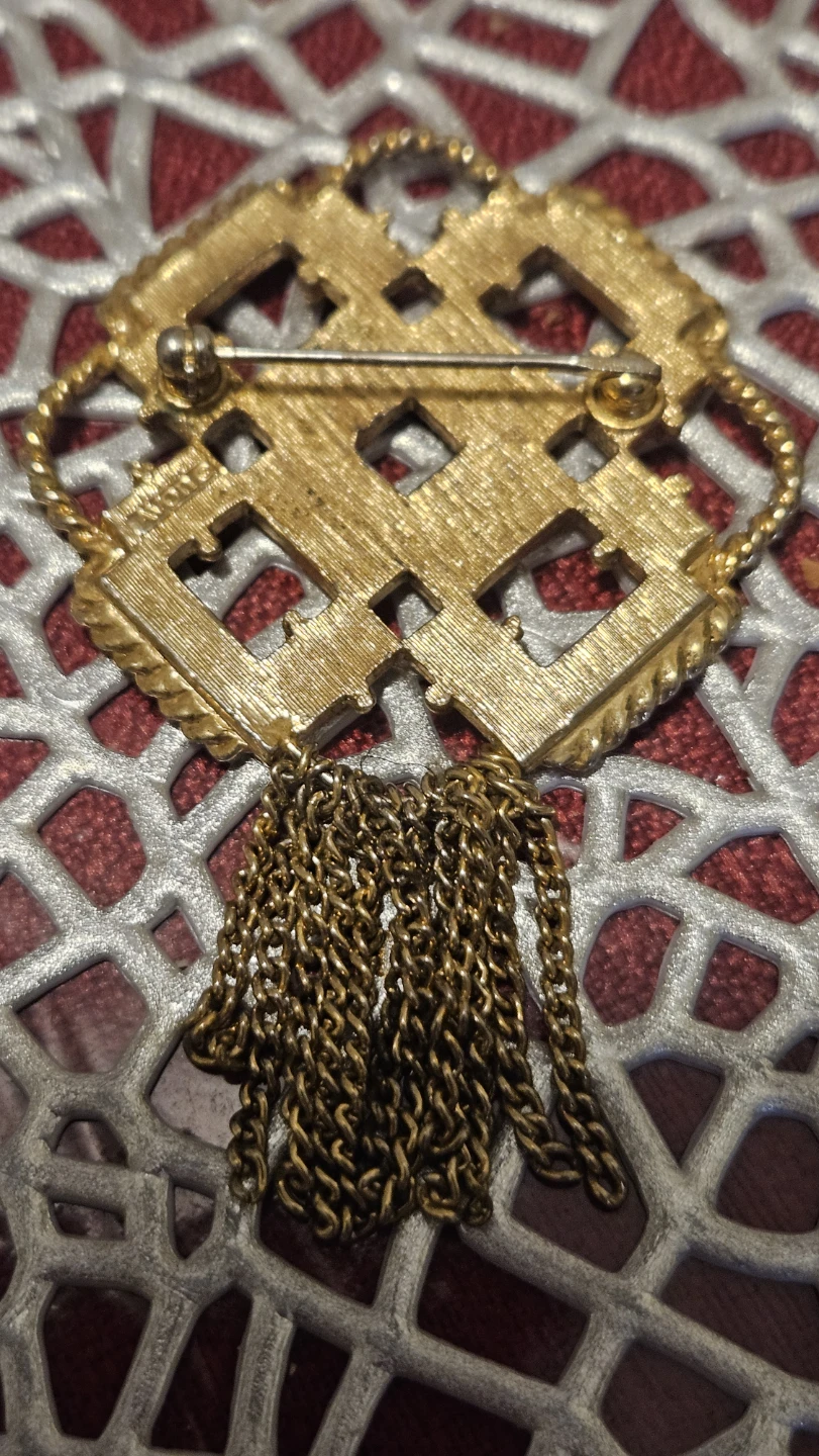 Assorted Vintage Jewelry Lot - photo 3
