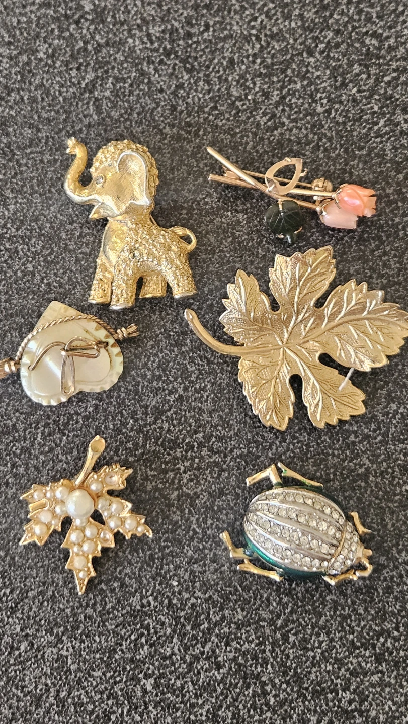 Assorted Vintage Jewelry Lot - photo 4