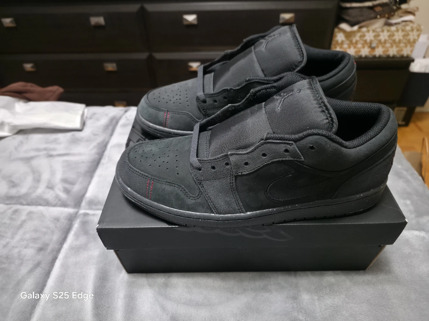 Air Jordan 1 Low SE Black/Red Shoes - photo 3