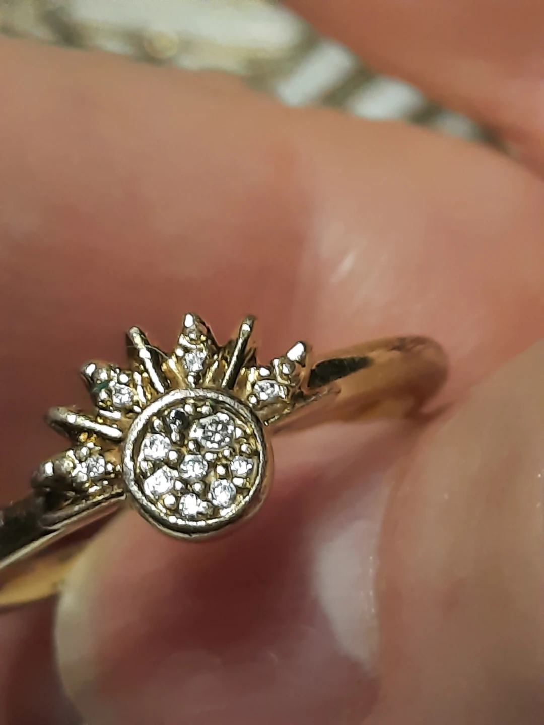 PANDORA GOLD PLATED RING CELESTIAL STAR