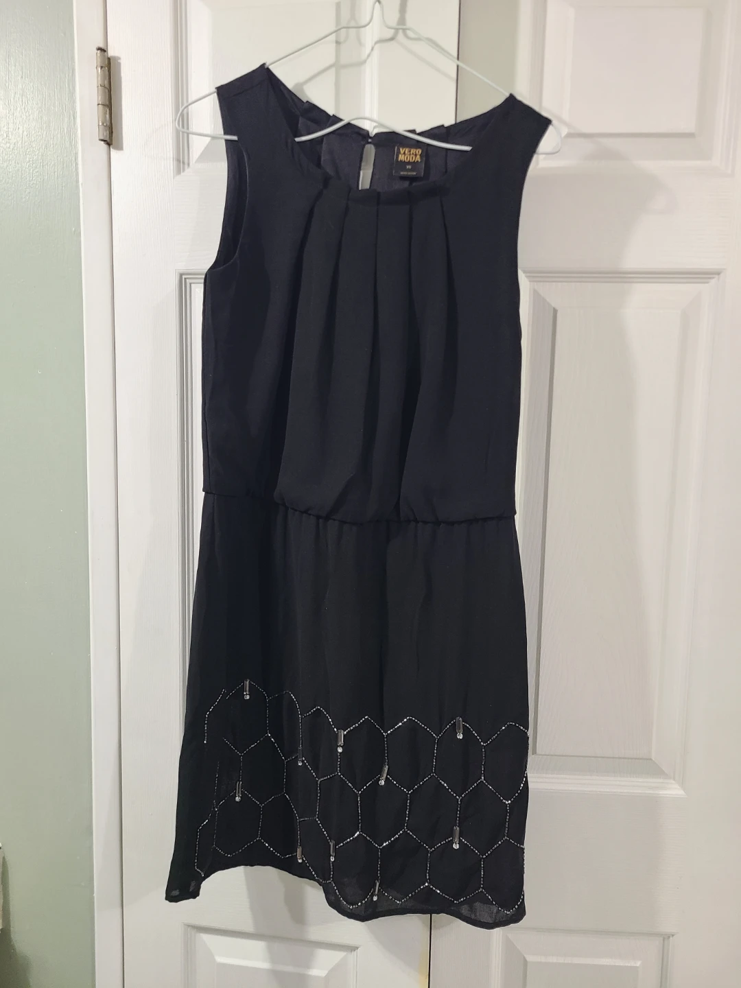 Bundle of 4 Women's Dresses - photo 2