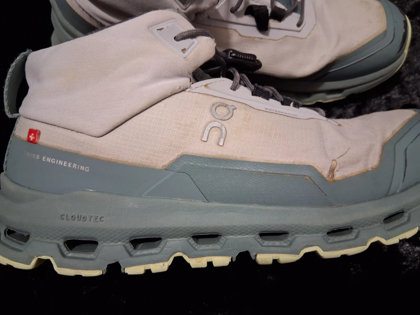 On Cloud Waterproof Hiking Boots - photo 4
