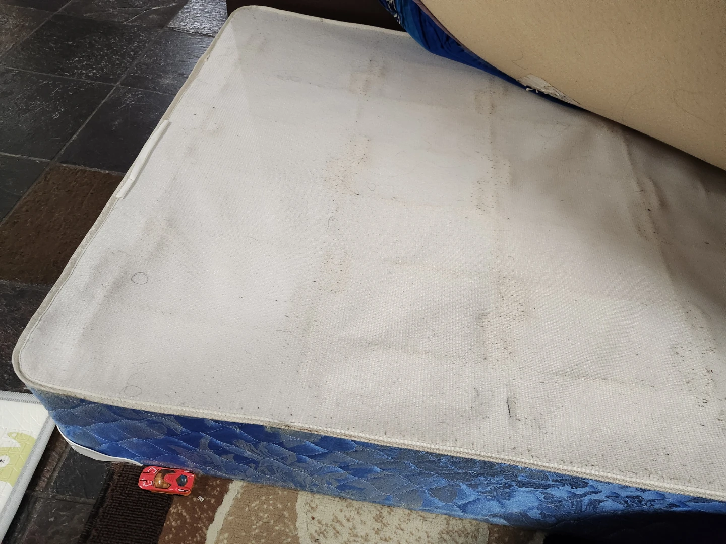 Used Mattress - photo 3