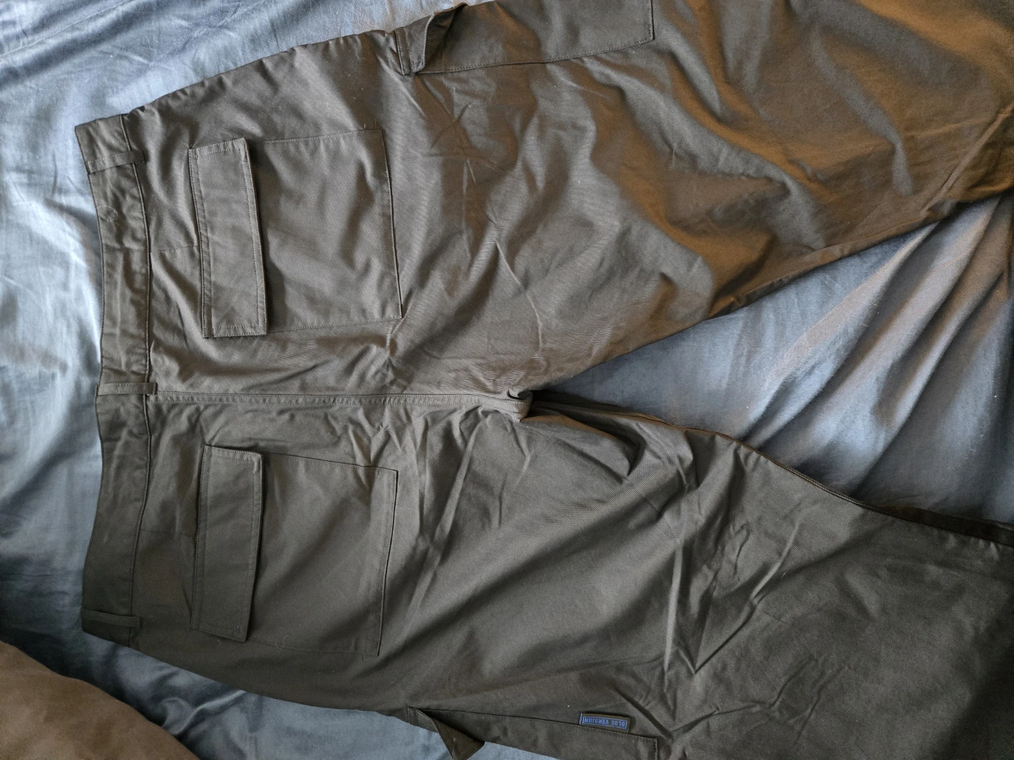 Adidas Blue Version Essentials Cargo Pants - Size L - photo 2