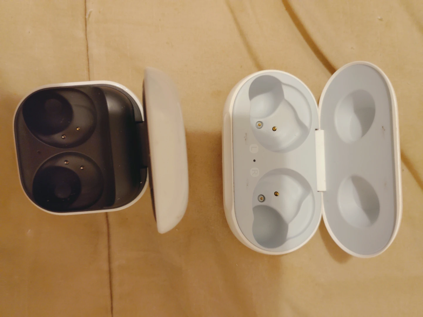 Samsung Wireless Earbuds Charging Cases