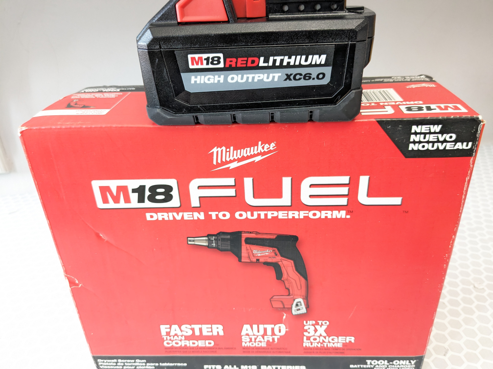 M18 Milwaukee FUEL Screw Gun + XC 6.0 HIGH OUTPUT Battery 🏆