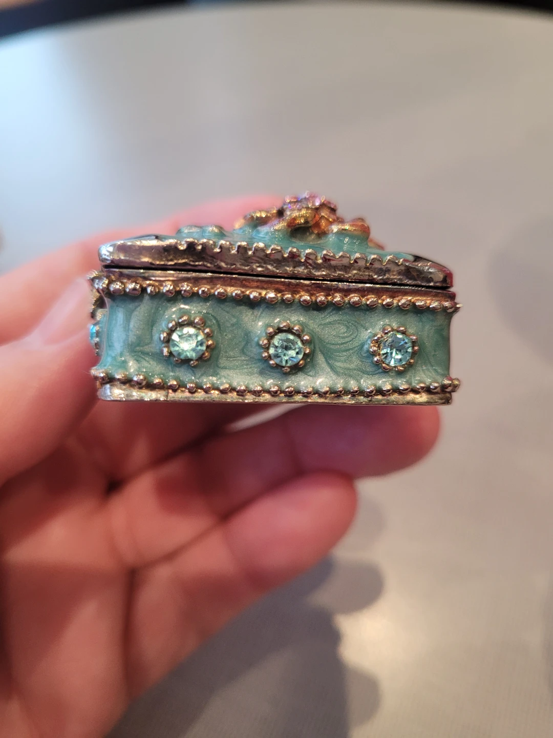 Decorative Trinket or pill box - photo 3