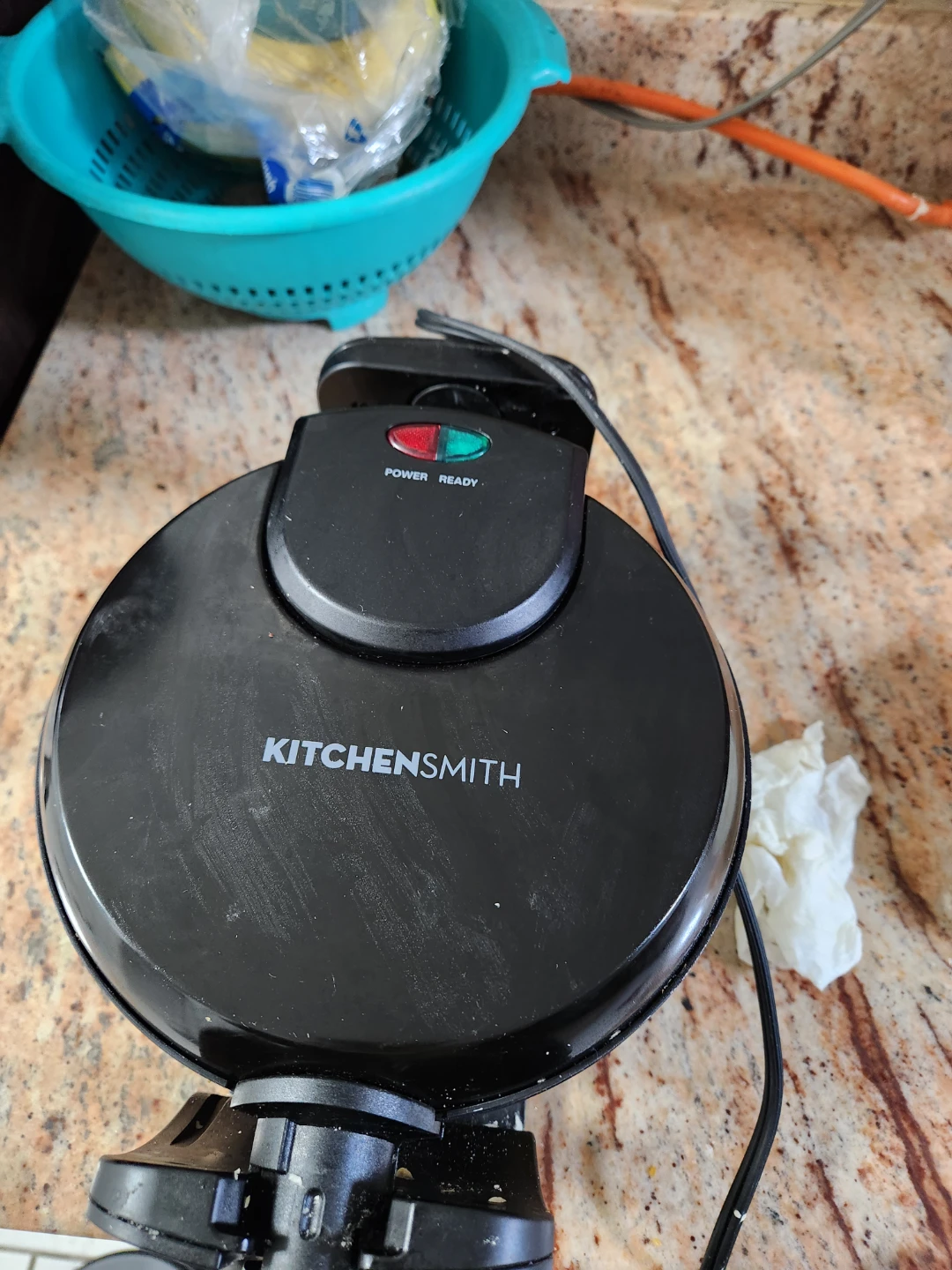 Kitchensmit Round Waffle Maker