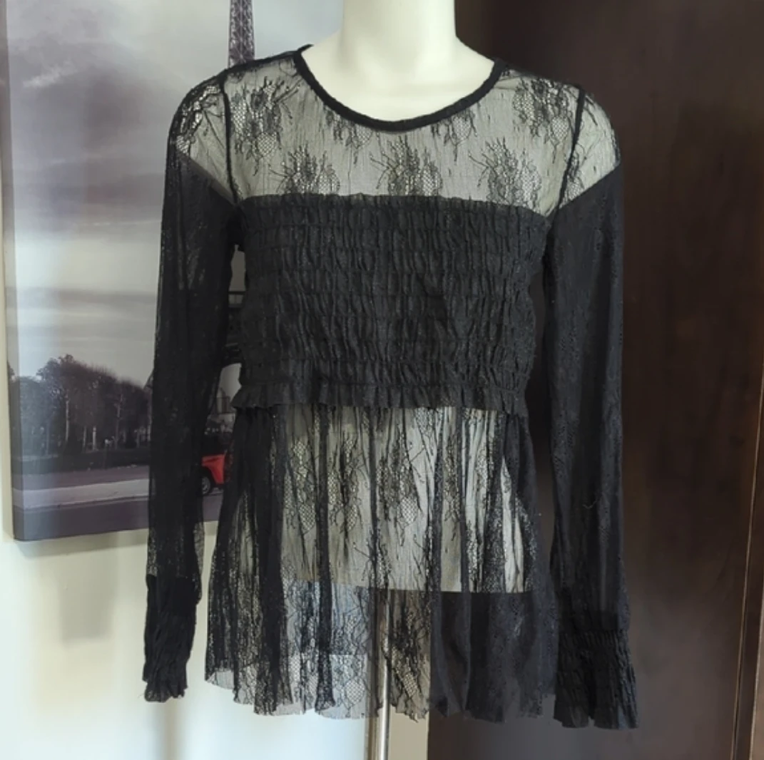 George Black Lace Long Sleeve Top M/M