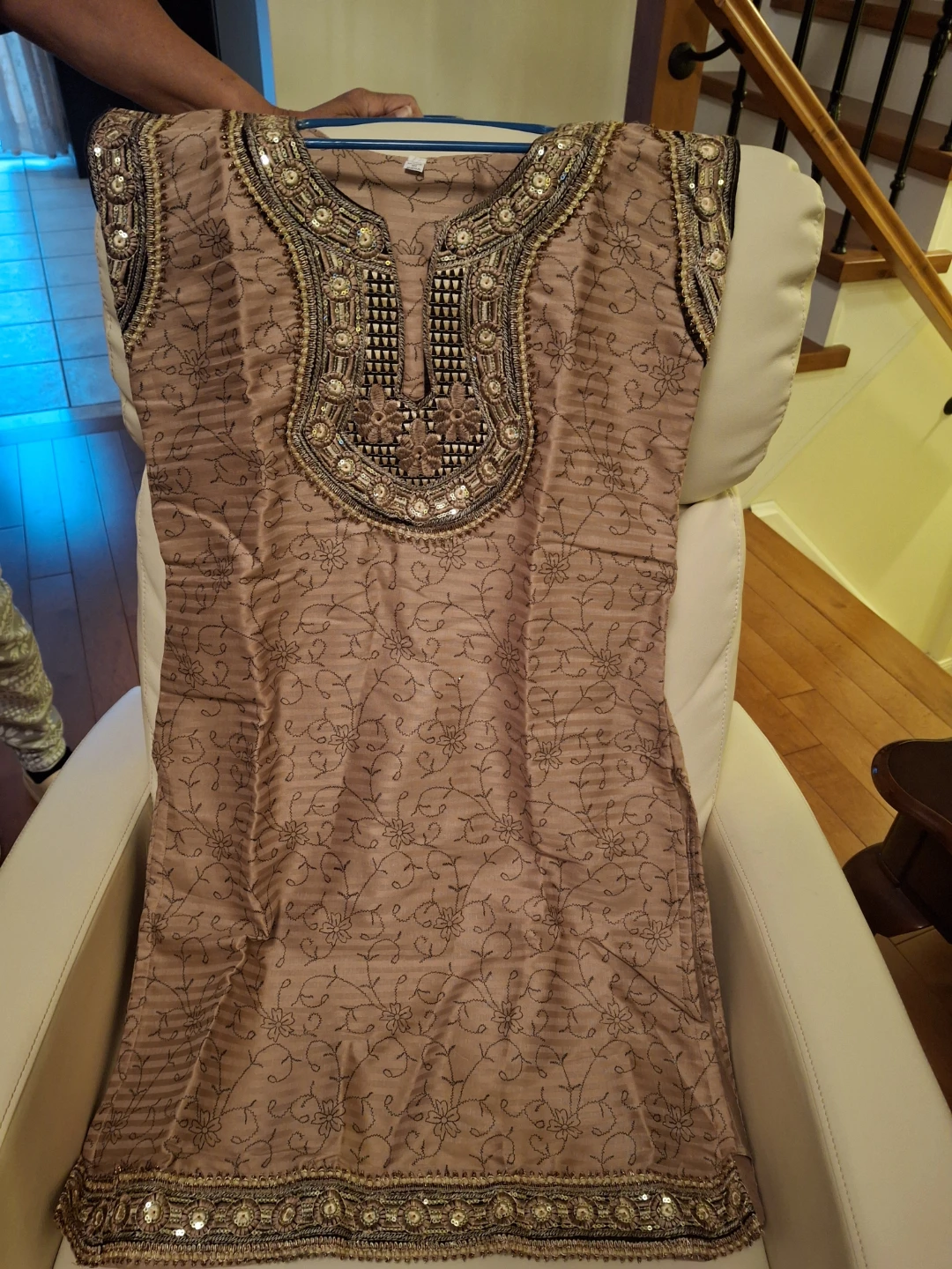 Embellished Kurti Top with Dupatta - Size XL - photo 3