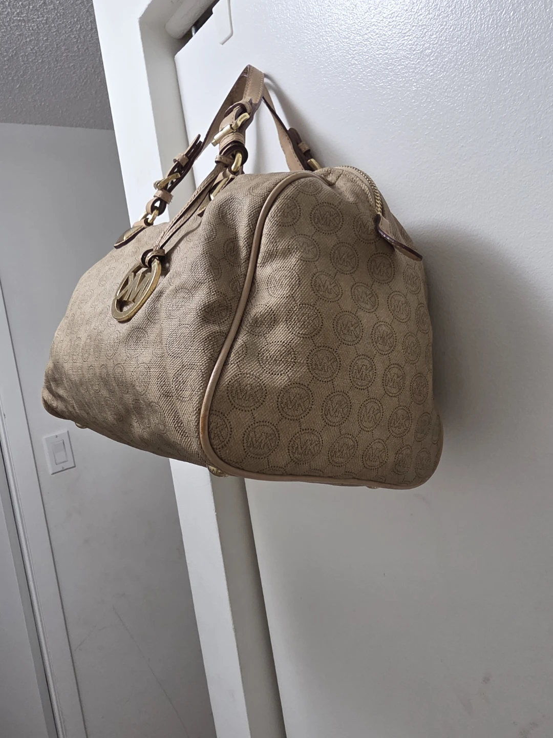 Michael Kors Monogrammed Satchel Bag - photo 2