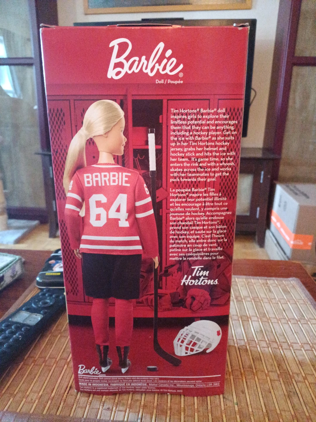 Barbie Tim Hortons Hockey Doll - photo 2