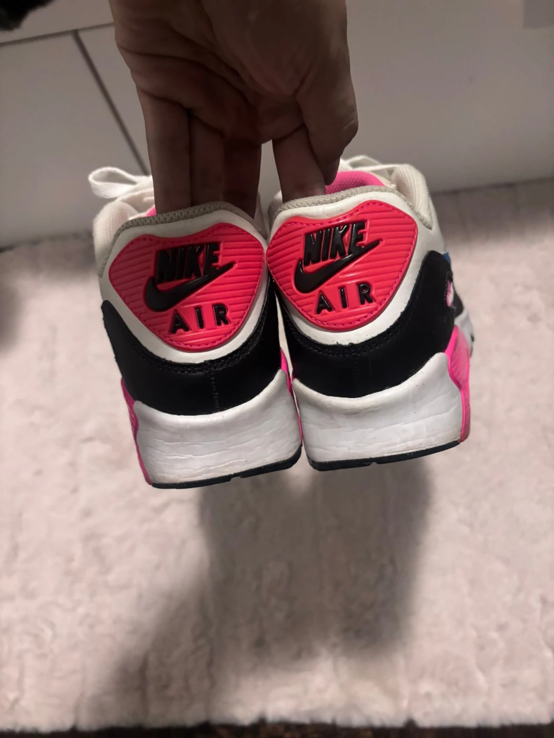 Nike Air Max 90 size  6.5Y / 8 wms - photo 2