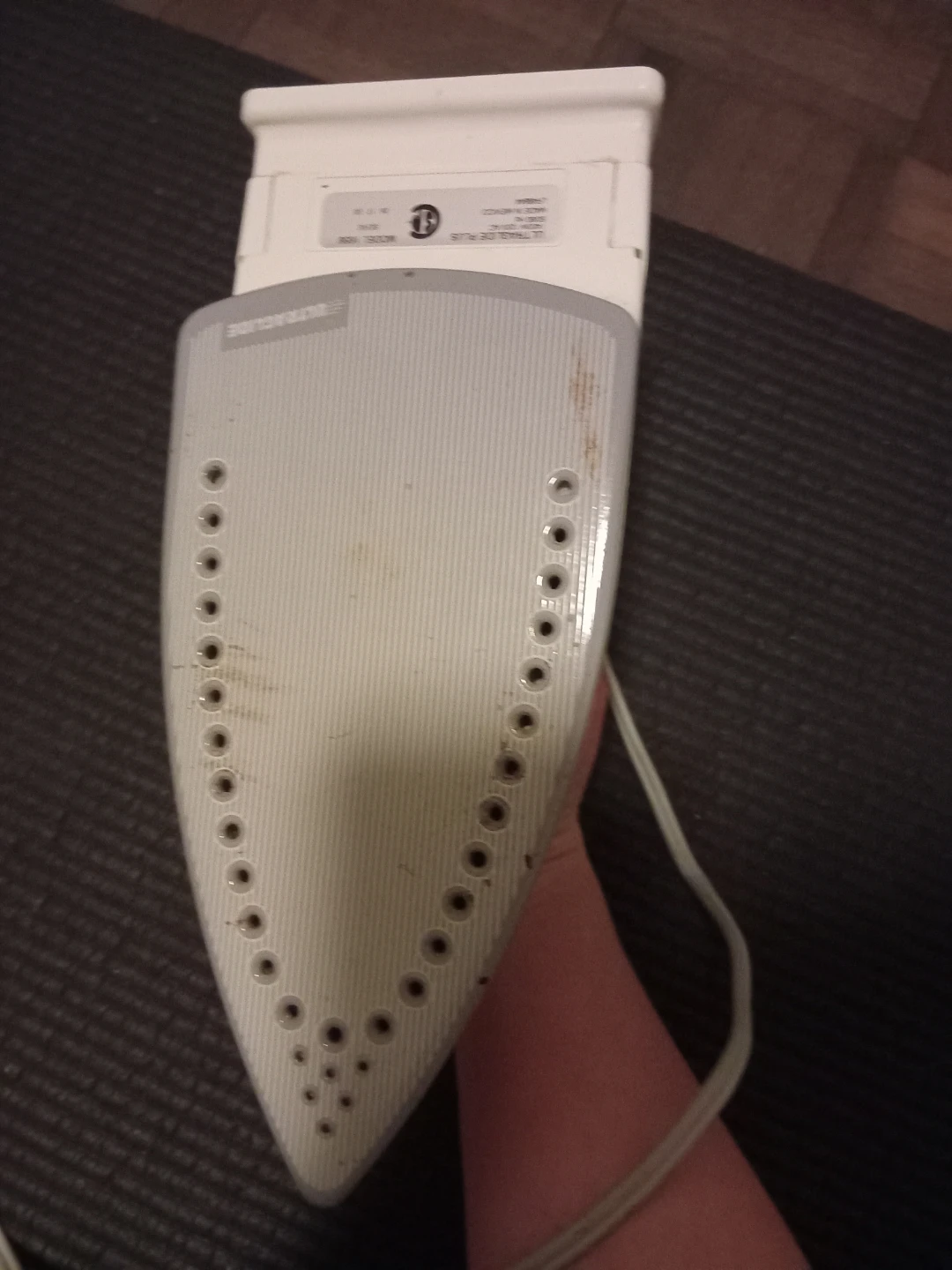 T-fal Ultraglide Plus Steam Iron - photo 2