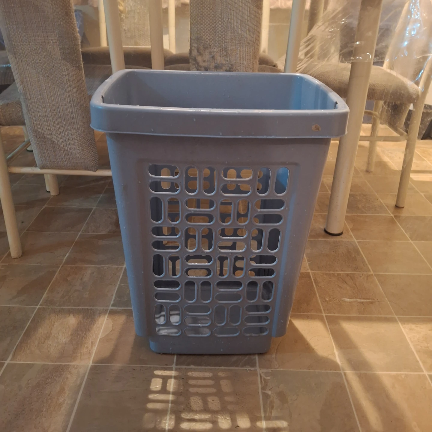 Keter blue Laundry hamper - photo 4