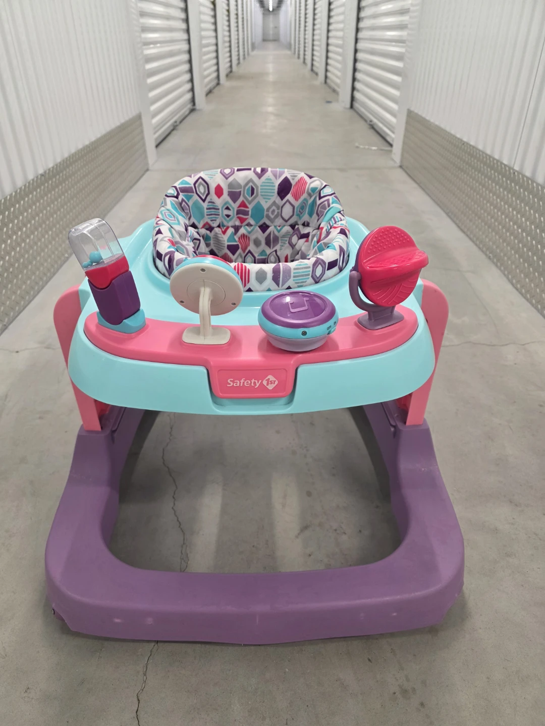 Safety 1st baby walker - photo 2