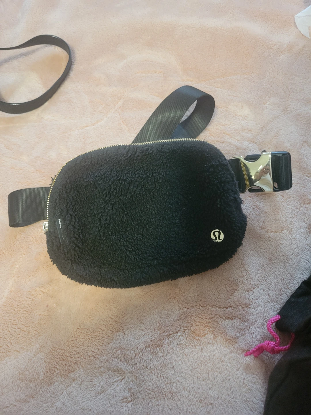 Lululemon Everywhere Belt Bag