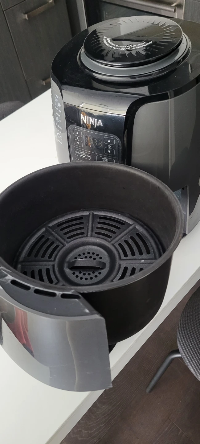 LIKE NEW - Ninja Air Fryer 3.8 L - photo 2