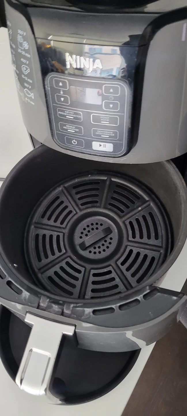 LIKE NEW - Ninja Air Fryer 3.8 L - photo 3