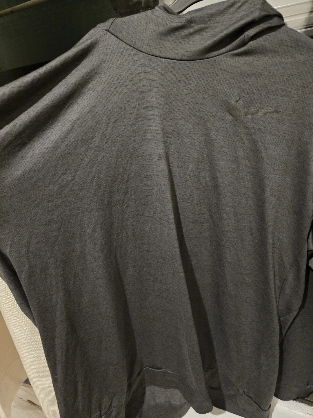 Nike Men's Dark Grey Athethic Sports Shirt w hoodie 🏆 - photo 4