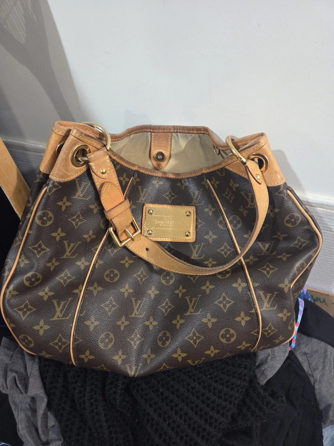 Louis Vuitton Monogram Shoulder Bag - photo 2
