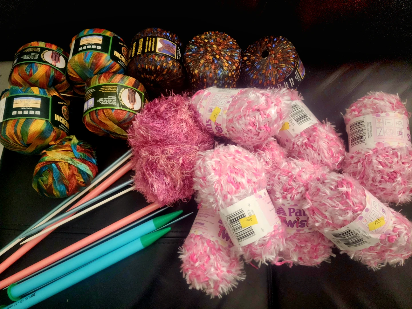 Patons Twister Yarn & Knitting Needles - photo 5