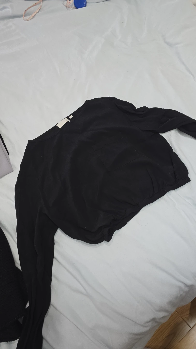 Aritzia Bundle clothing szs xxs-s - photo 3