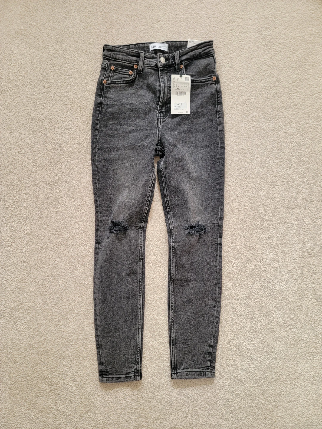 Brand New Women's Zara Vintage Skinny Jeans Size 4