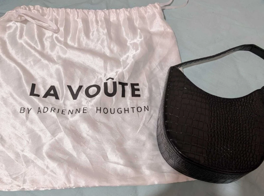 La Voute - La Lune Shoulder Bag