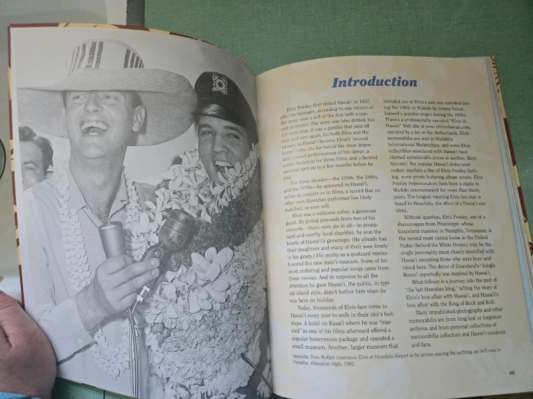 Elvis in Hawaii by Jerry Hopkins - photo 2