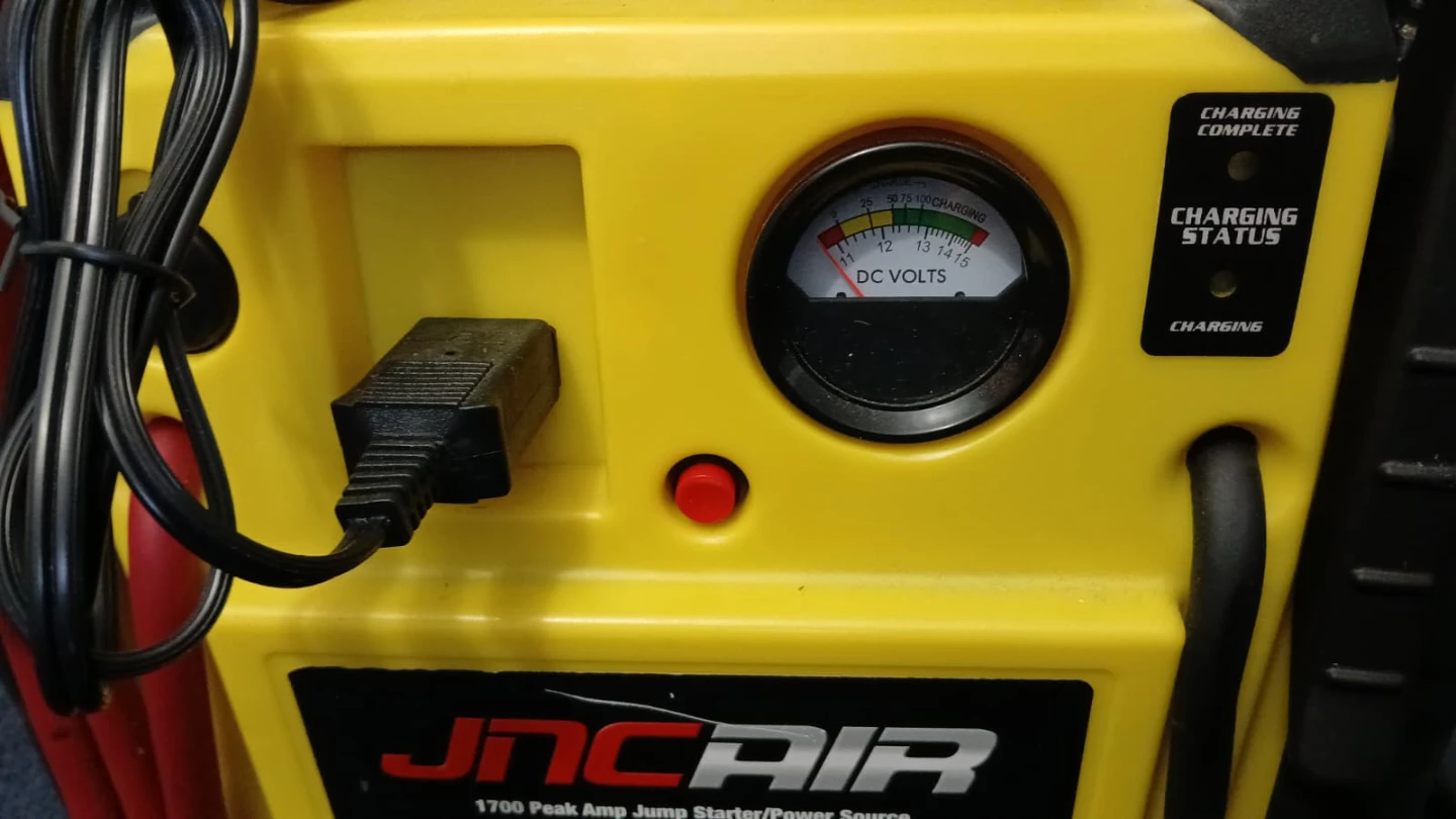 Jump Starter/ with Air Compressor - photo 3