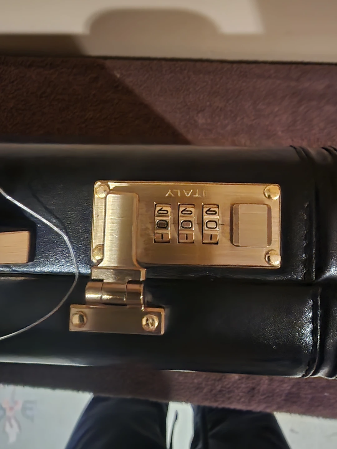 Renwick Classic Black Leather Briefcase - photo 5