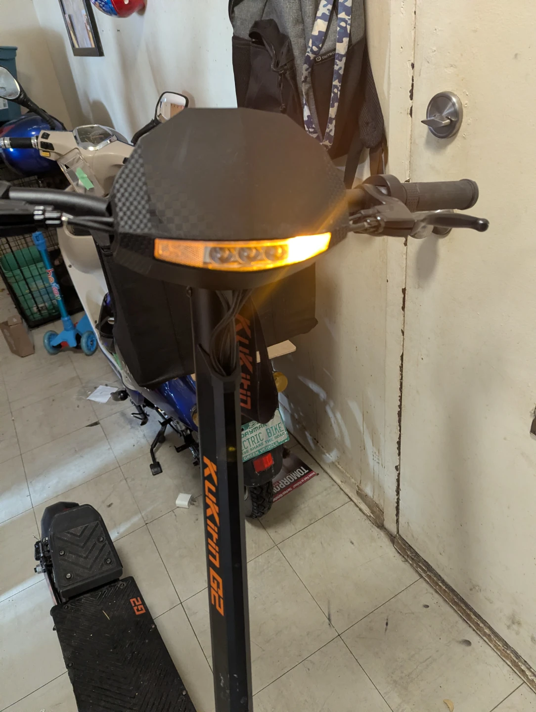 Kukirin G2 Electric Scooter - photo 3
