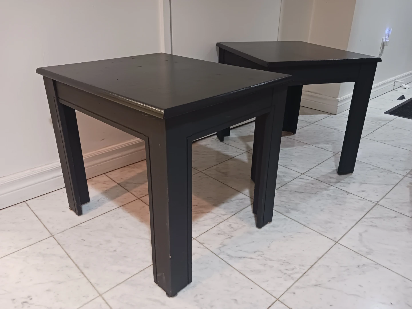 Set of two black side tables - photo 2