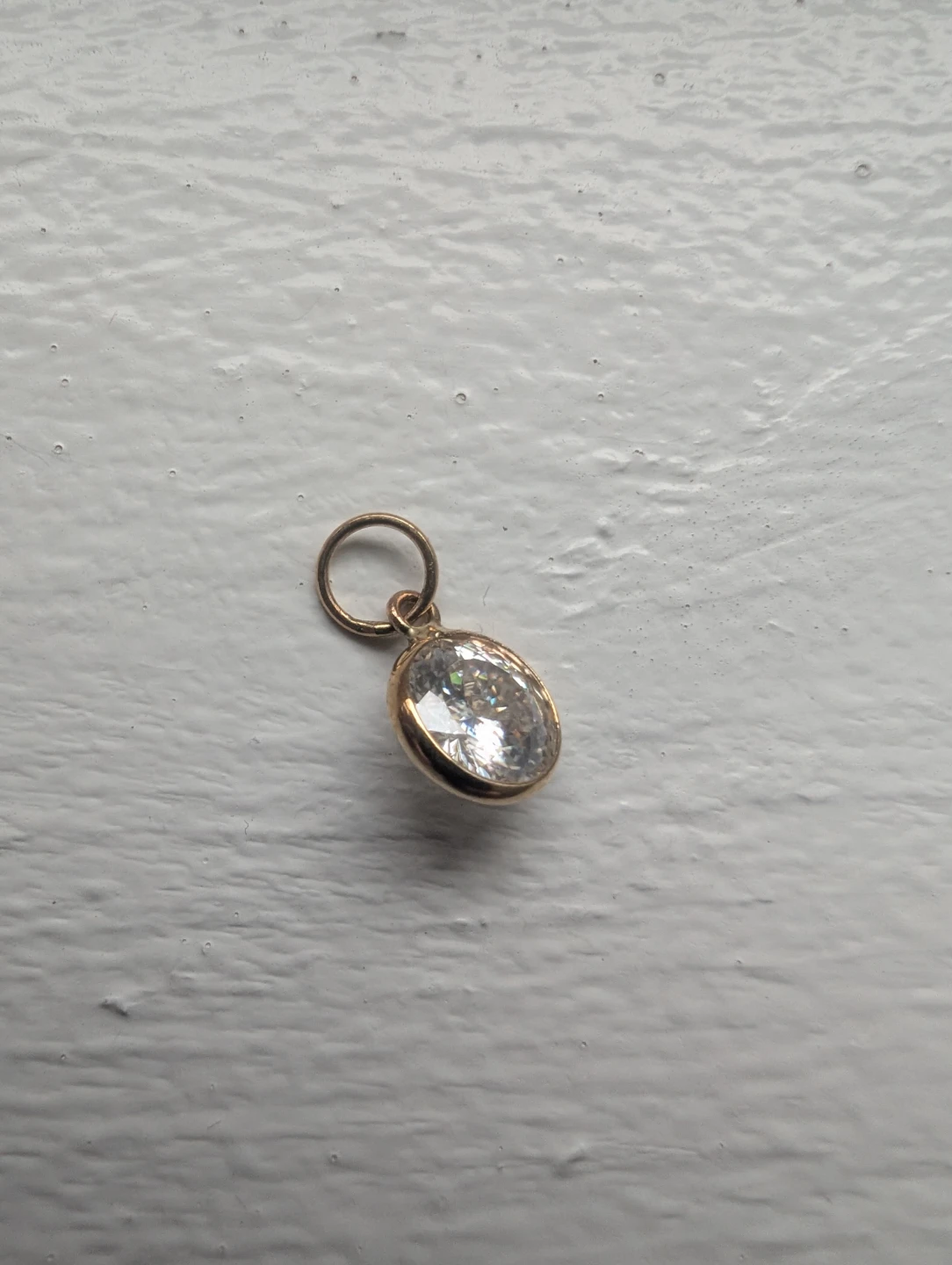 Brand New 10KT Gold Moissanite Necklace Pendant For Sale - photo 4