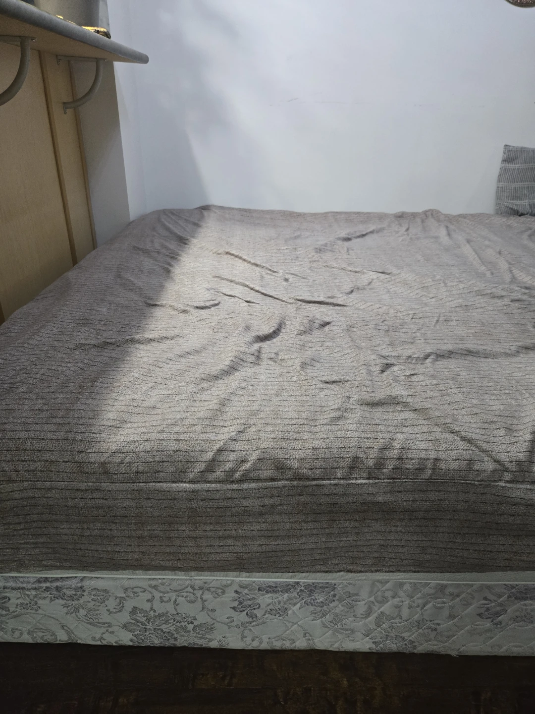 King Size Mattress with Boxspring