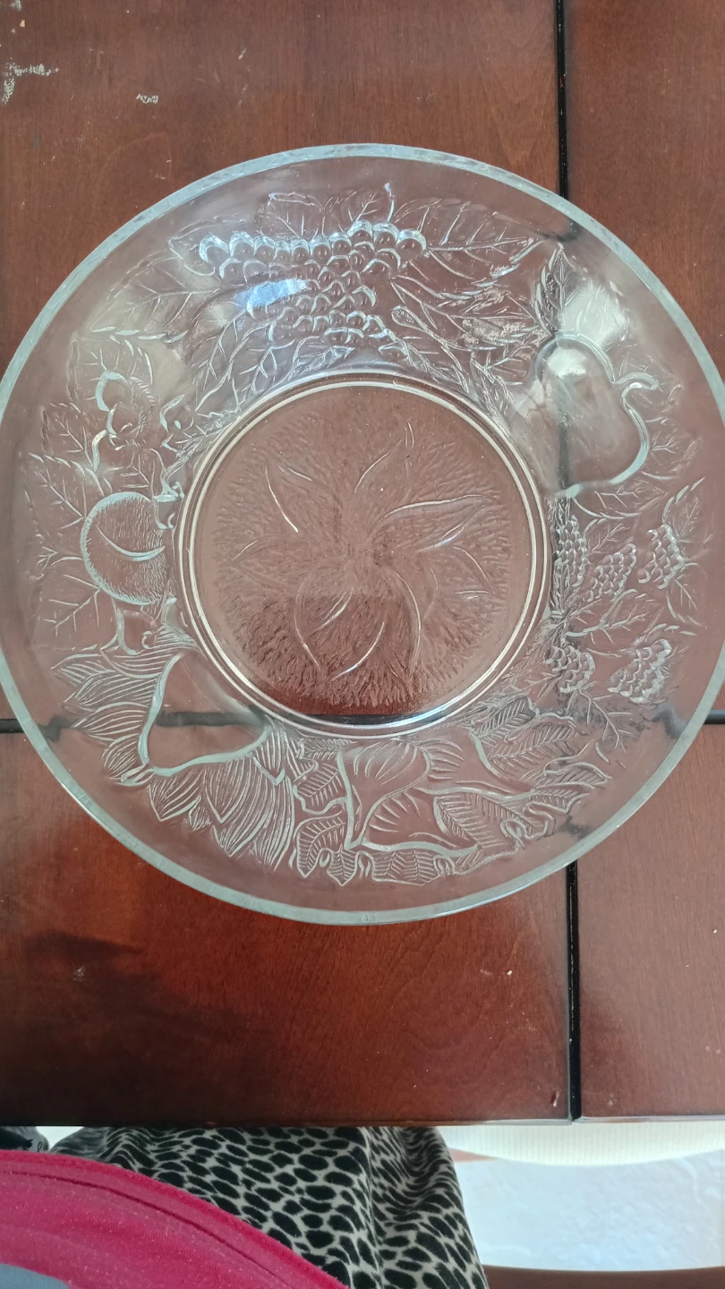 Glass Bowl with Embossed Fruit Design - photo 2