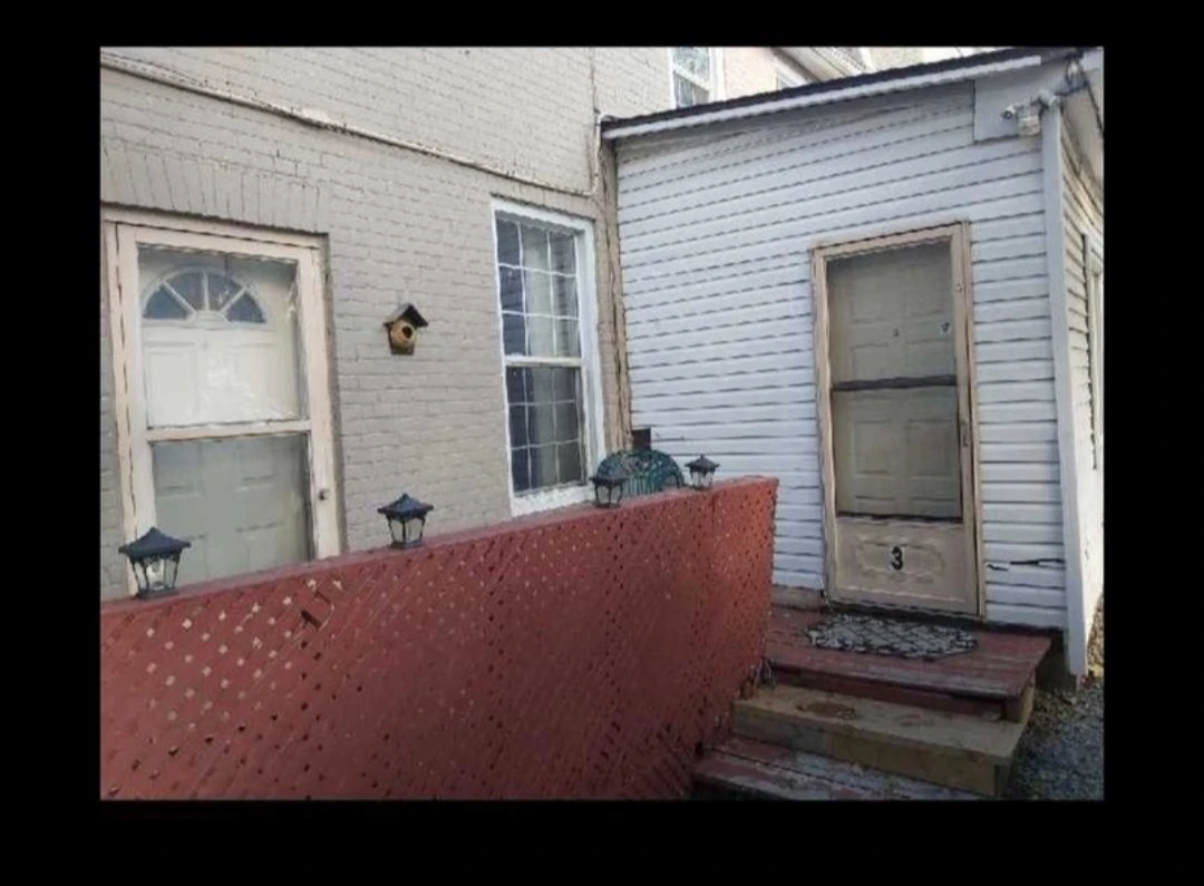 1,400.incONE BEDROOM APT ST CATH