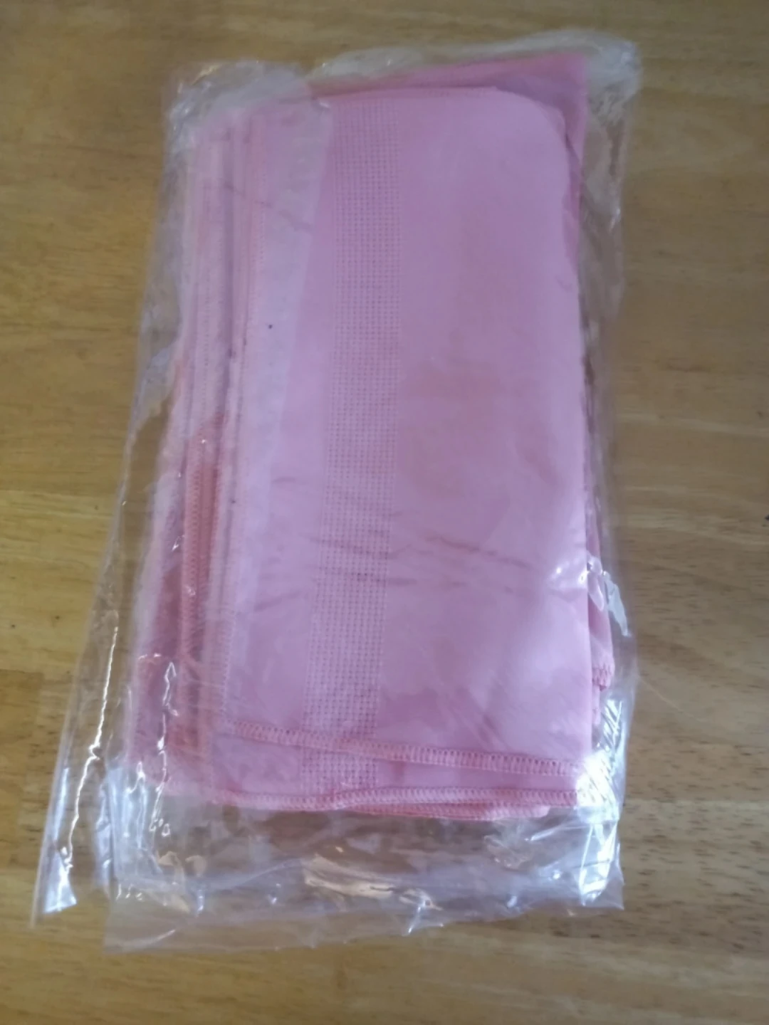 Pink Napkins & White Table Cloth