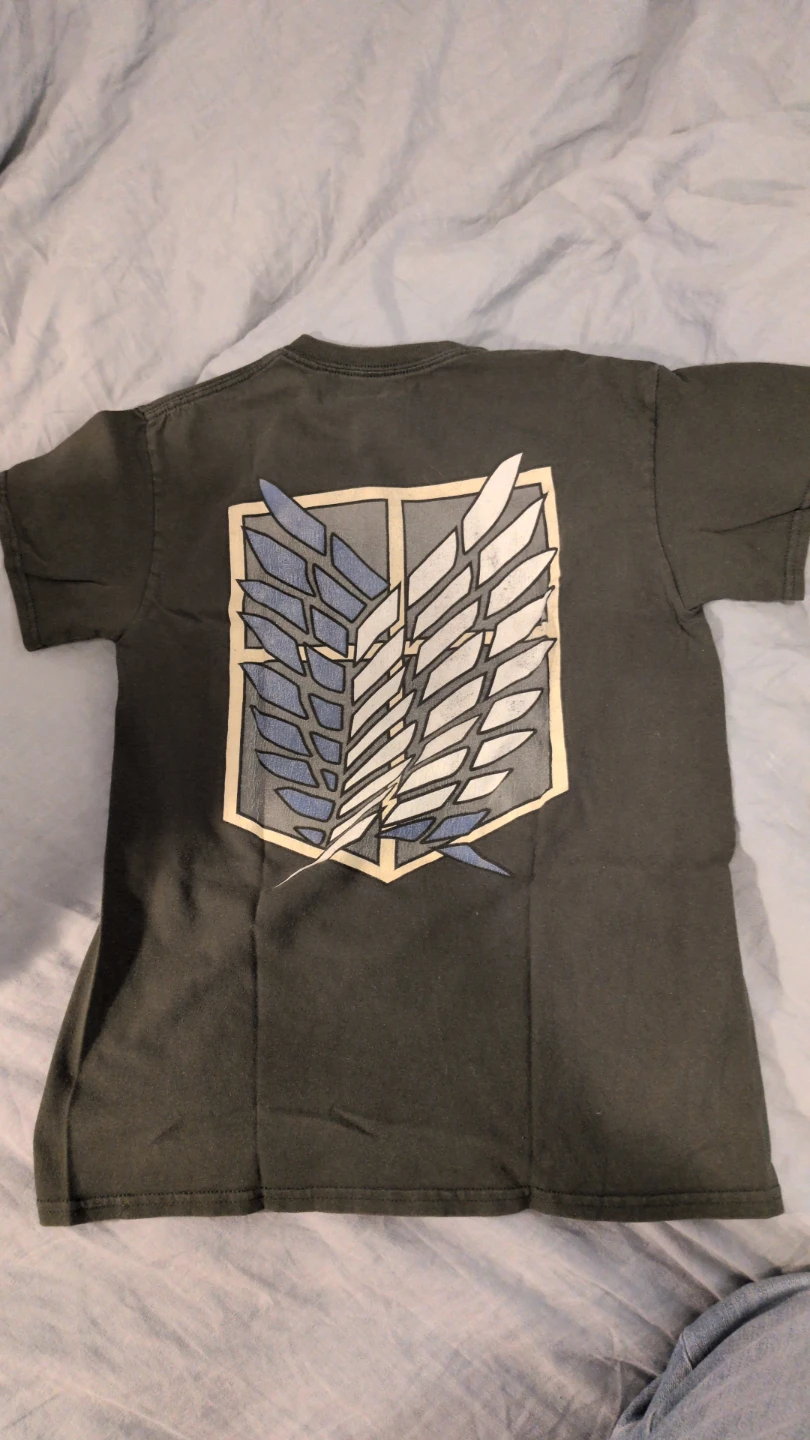 Attack on Titan Ripple Junction T-Shirt Size S - photo 2