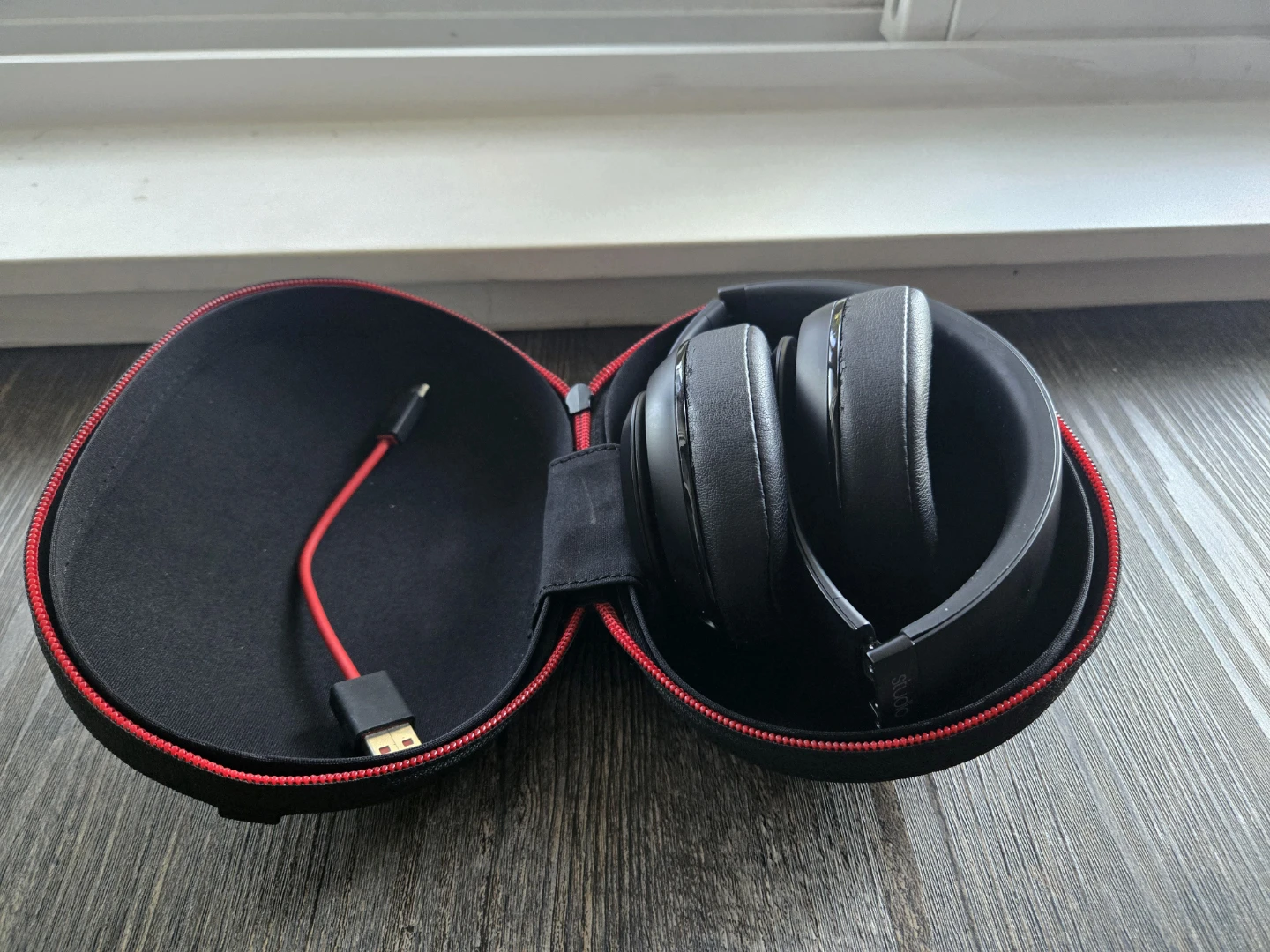 Beats Studio HD Headphones - photo 2