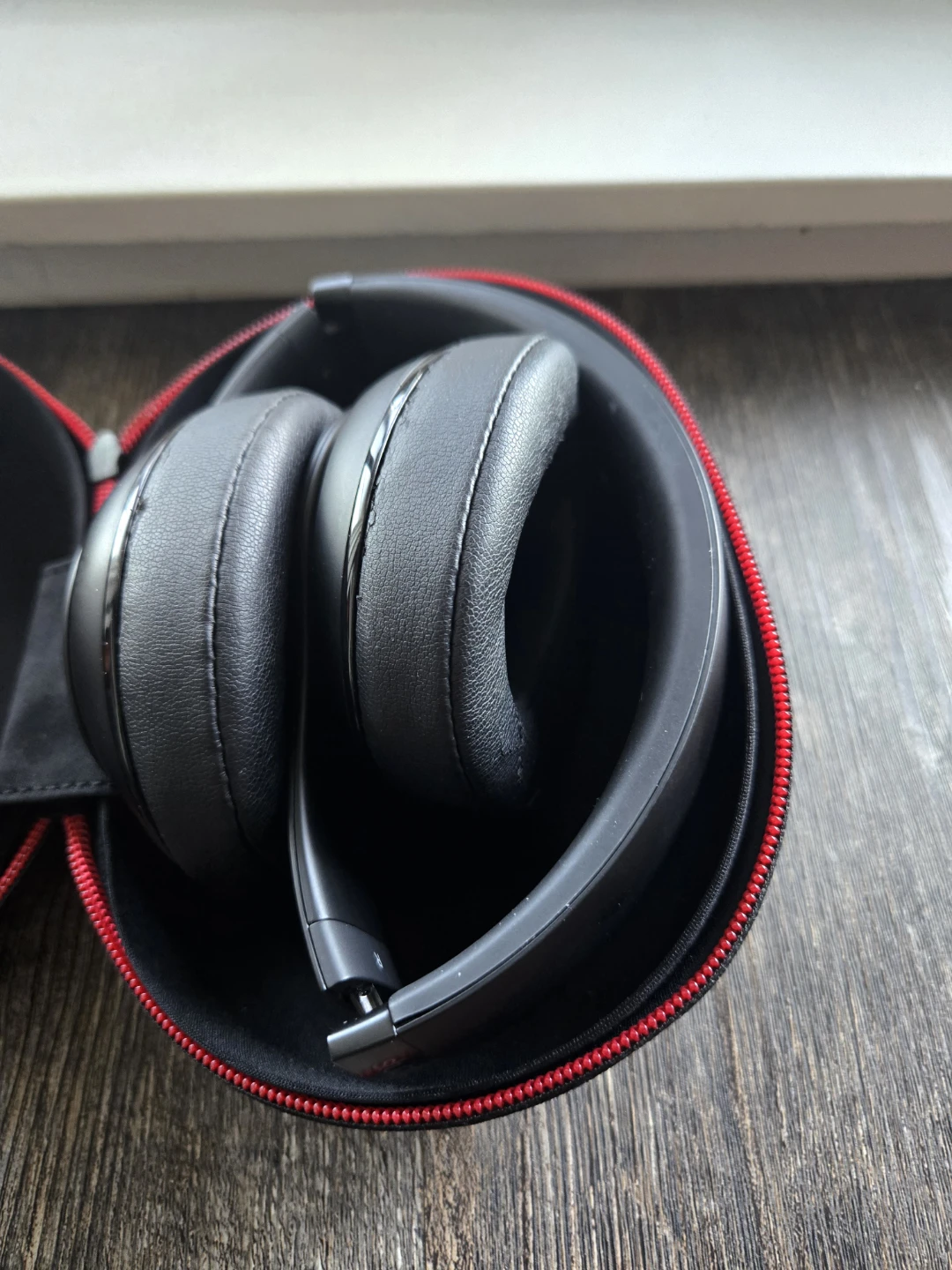 Beats Studio HD Headphones - photo 3