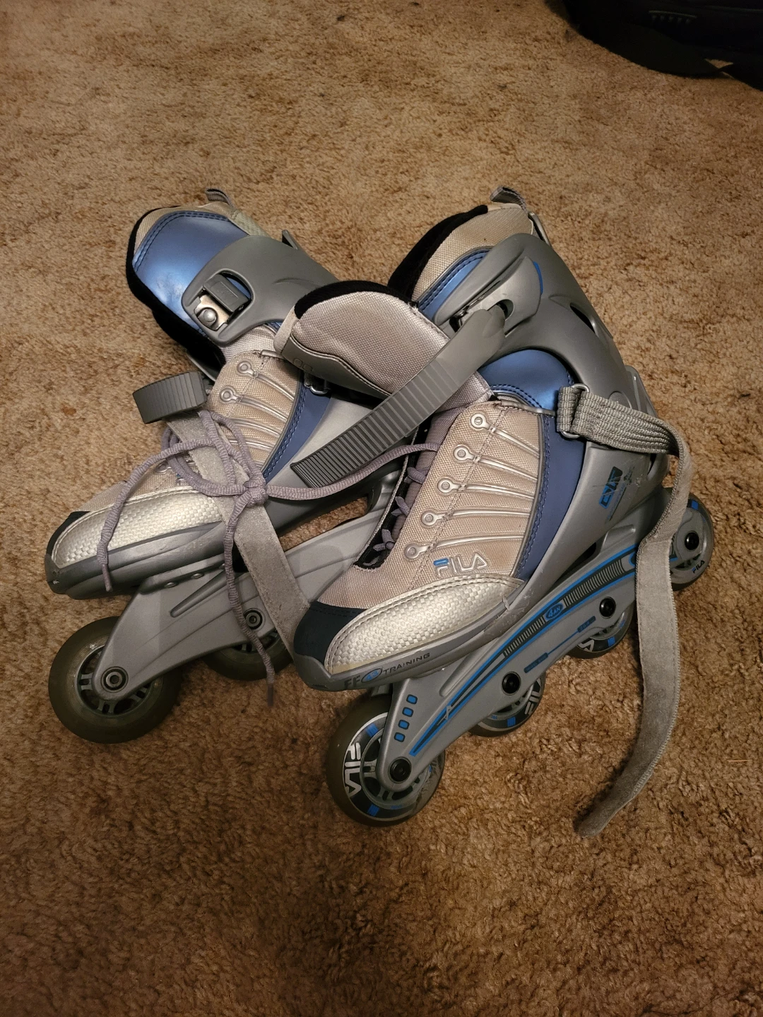 Womens size 7 Fila "Ultra Glide" Inline Skates