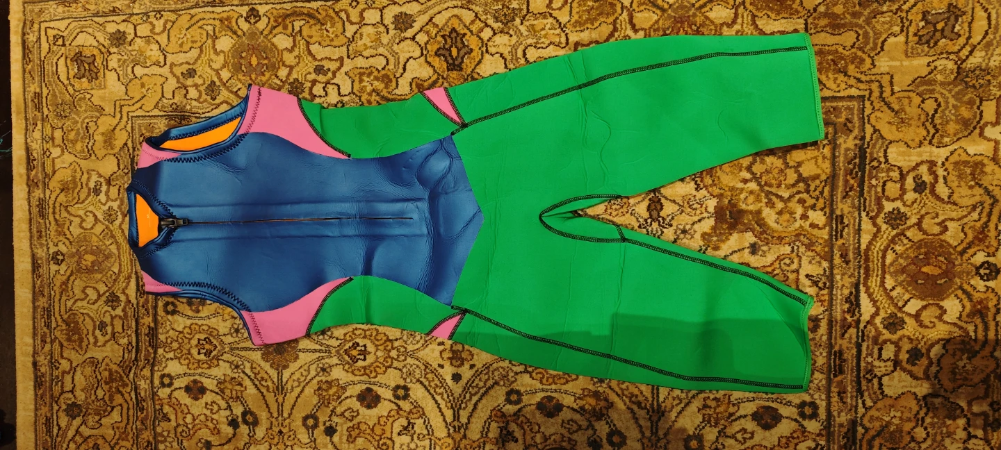 Truli Youth Wetsuit Size M