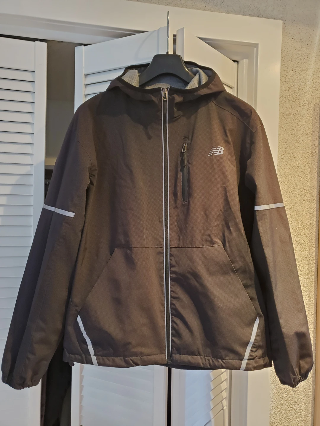 Light Balance Hooded Jacket - Black - Size M - photo 2
