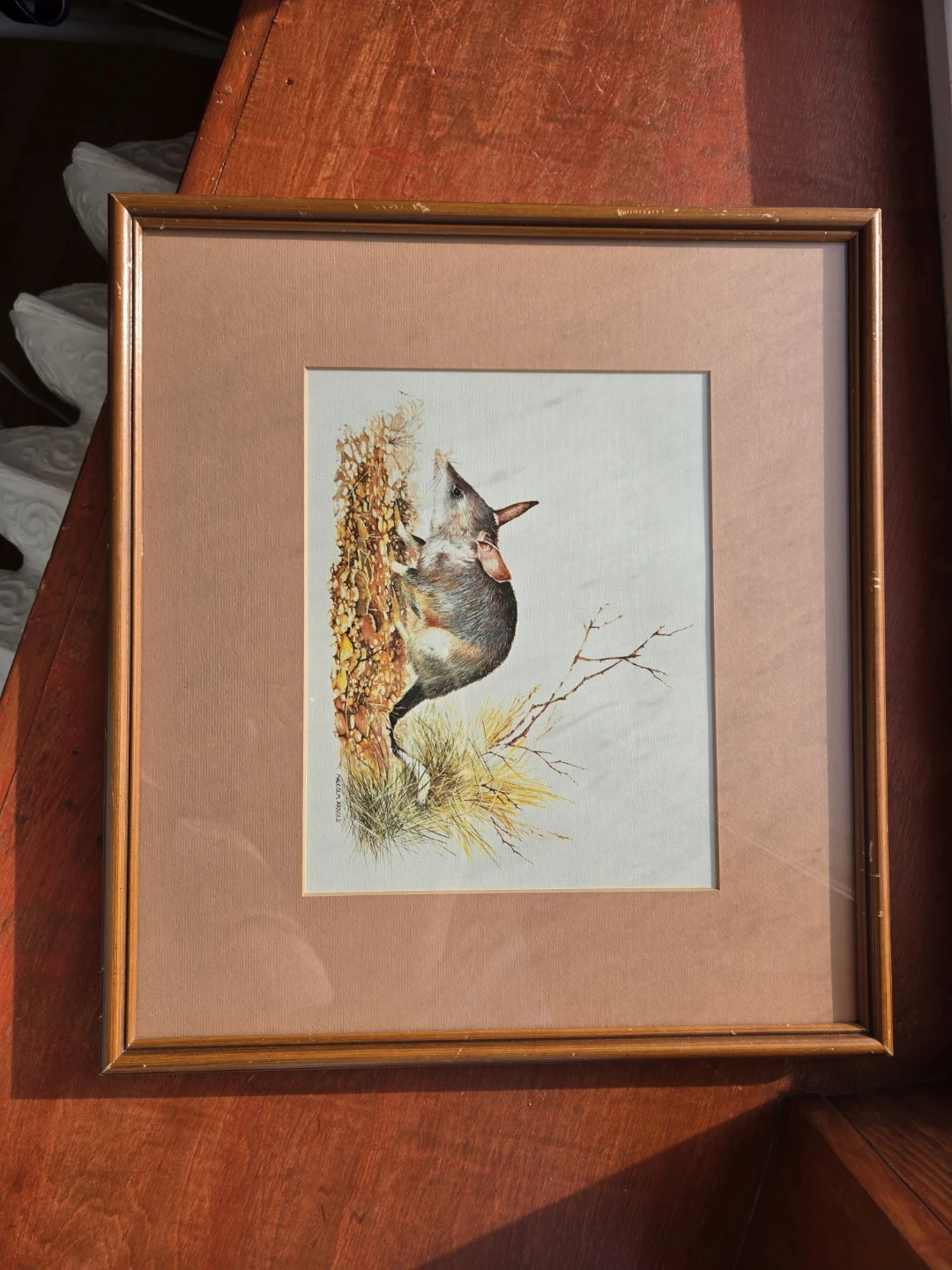 Various framed wall hangings - photo 4