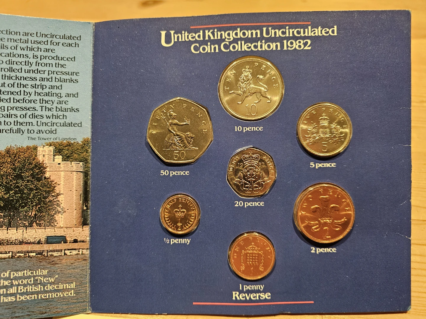 United Kingdom Uncirculated Coin Collection 1982 Royal Mint - photo 3