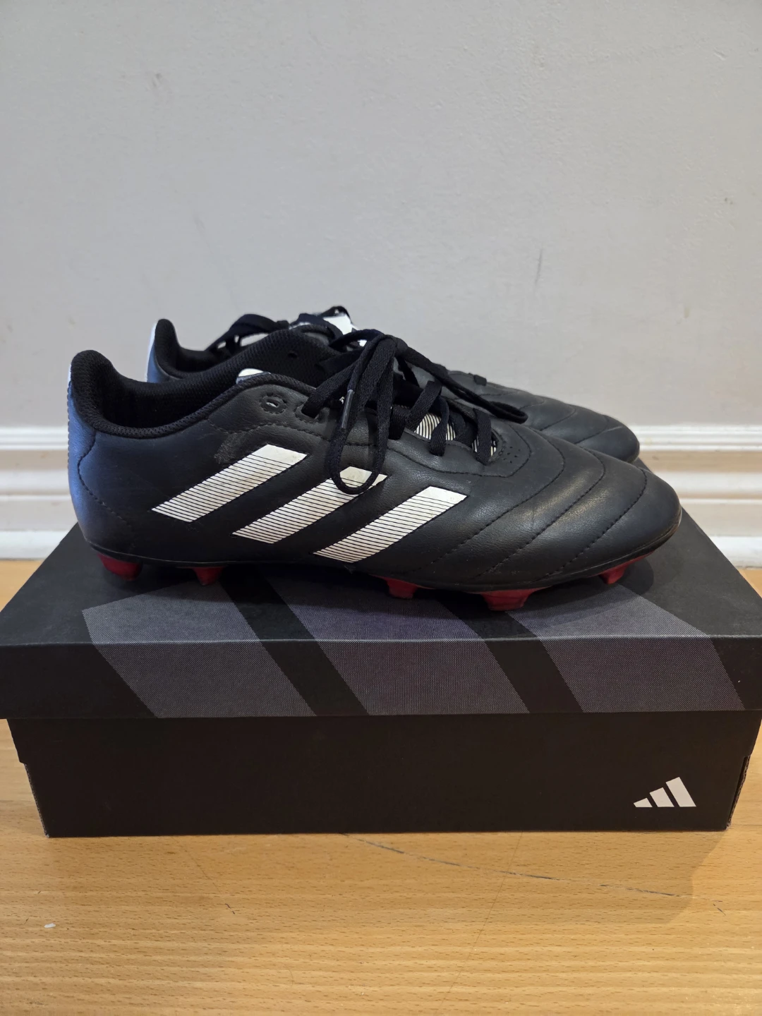 Adidas Soccer Cleats Size 8